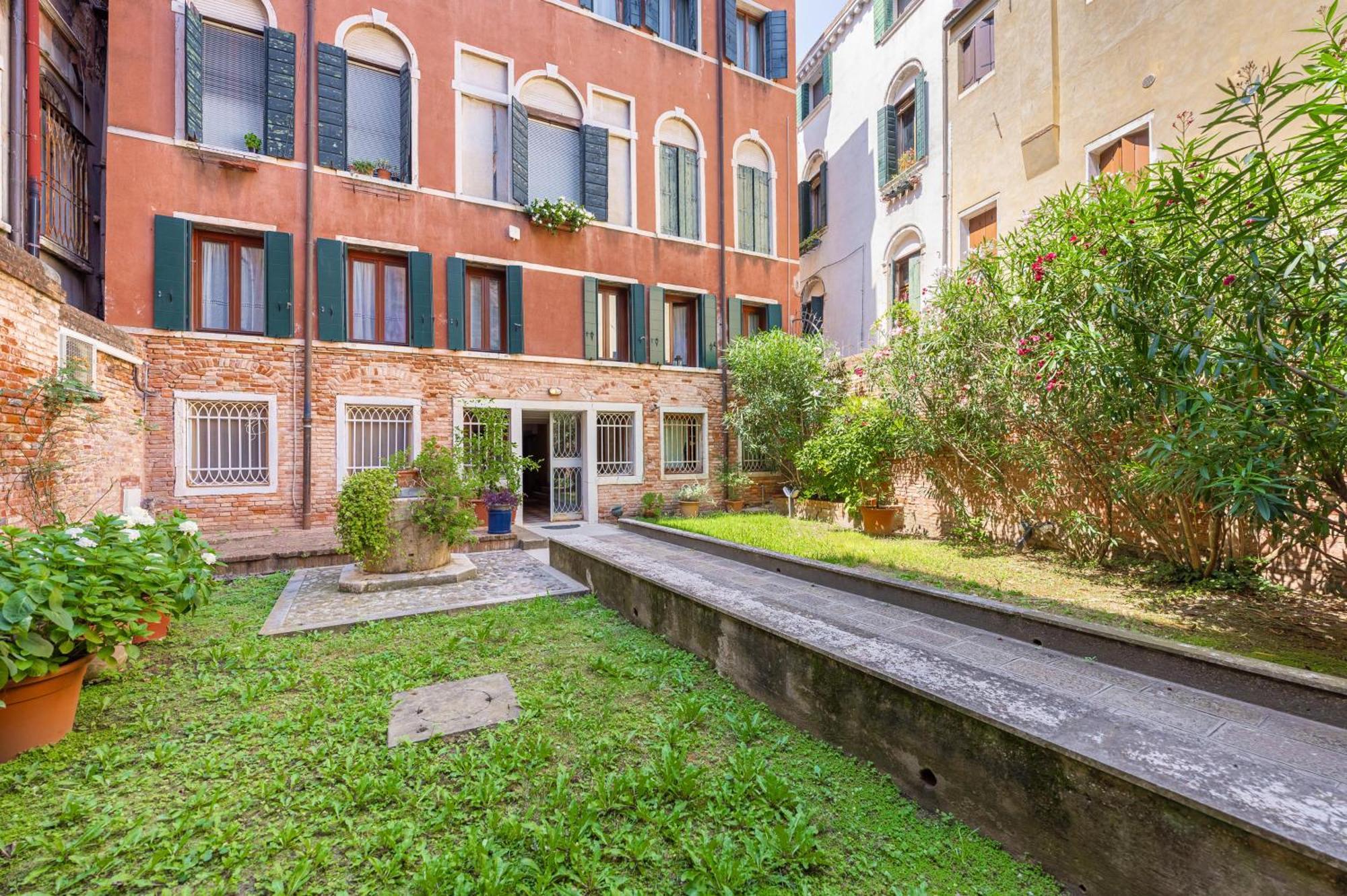 Apartamento Luxury Penthouse With Terrace Venecia Exterior foto
